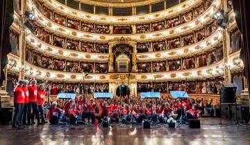 L'energia di un coro per affrontare insieme i tumori: Fuck Cancer Choir