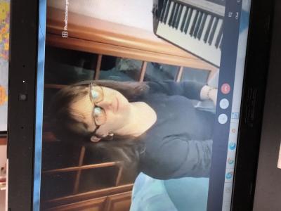 CANTARE SUONANDO: VALENTINA ESEGUE IL PRELUDIO n°24 DI J.S.BACH PER IL PROGETTO CHIAVE DI BASSO E DI VIOLINO