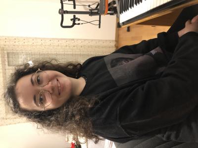 ASSOCIAZIONE CANTARE SUONANDO -  MARTA SUONA IL VALZER DELLE CANDELE