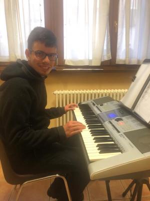 ASSOCIAZIONE CANTARE SUONANDO